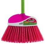 Vassoura Com Cabo de Madeira Rosinha