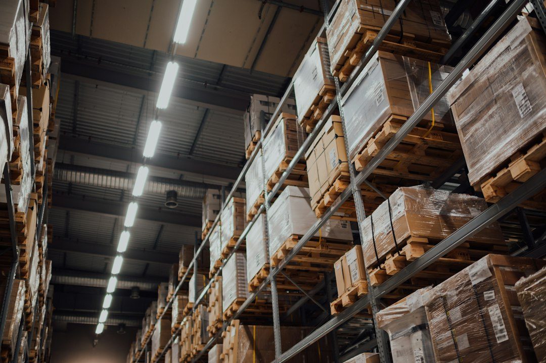 caixas em estoque de distribuidora — distribuidora de EPI no Nordeste, Campina Grande, Paraíba